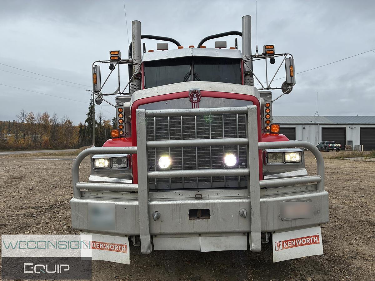 Used 2005 Kenworth T800 Heavy Haul Truck Tractor