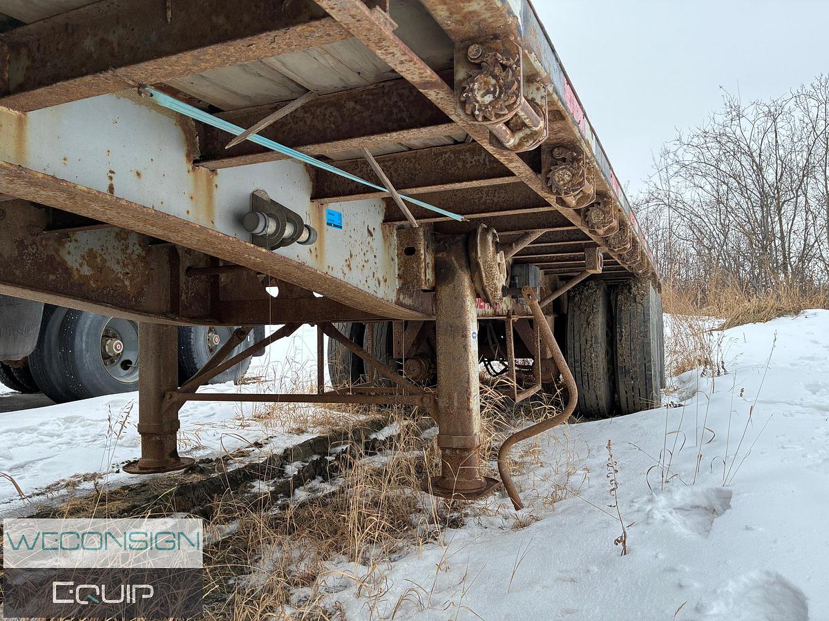 Used 2004 Doepker Super B Flat Deck 32x28