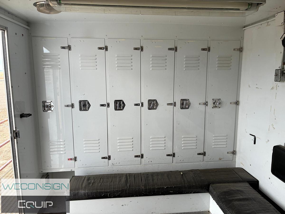 Used 2007 Wells Cargo Enclosed Doghouse Trailer
