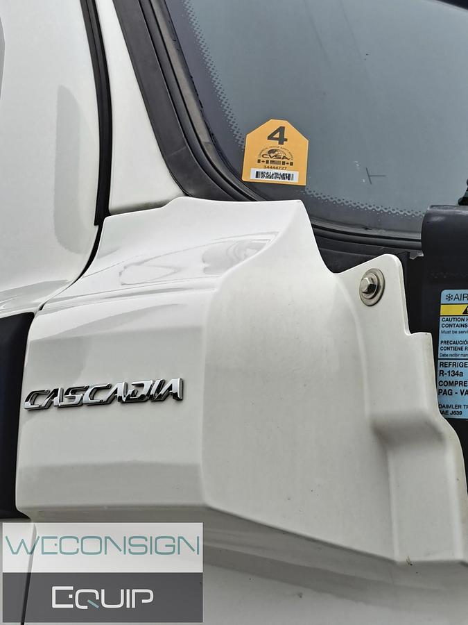 Used 2020 Freightliner Cascadia