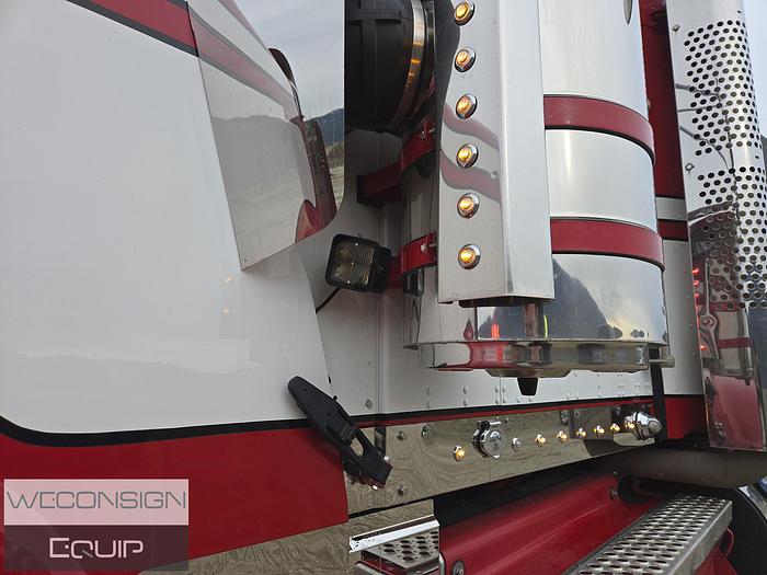 Used 2022 Kenworth W900L TA Heavy Spec Tractor