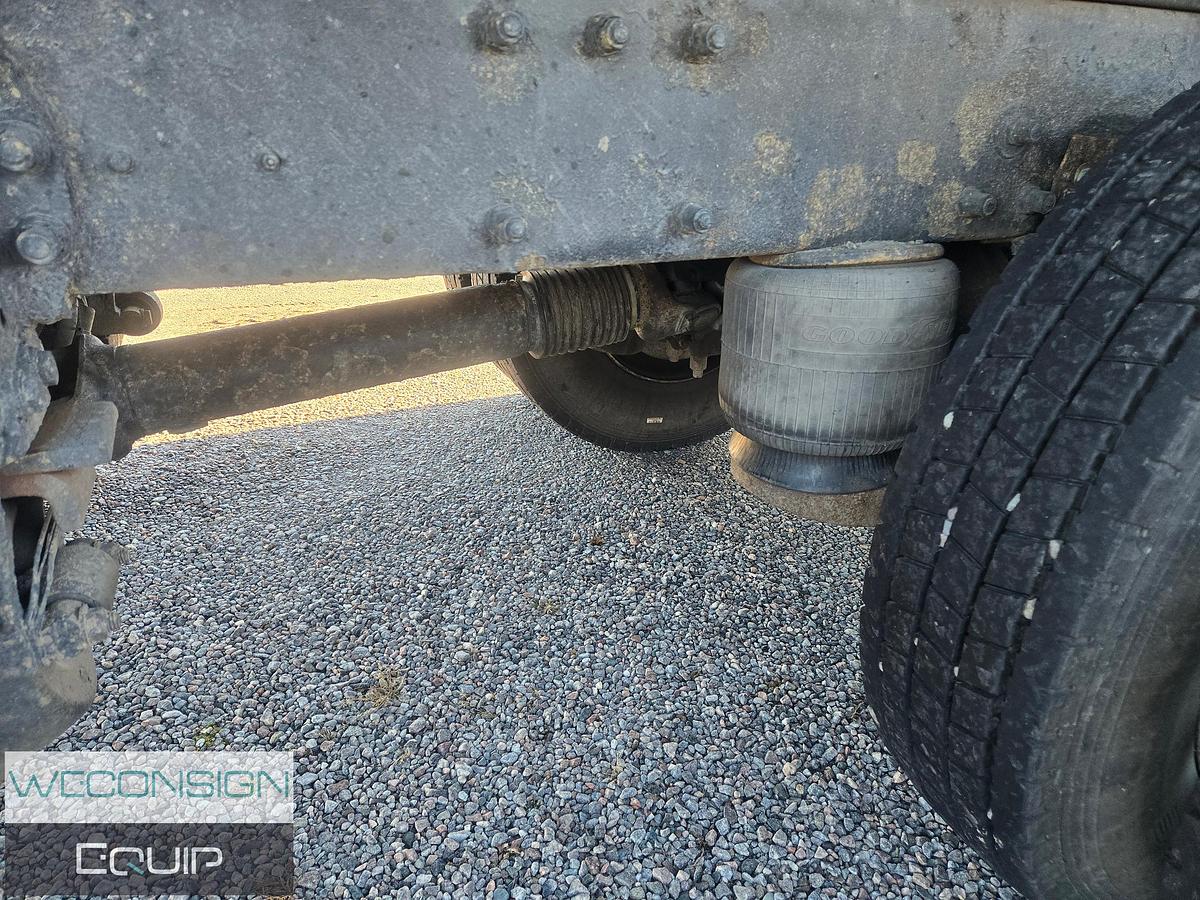 Used 2002 Peterbilt 378 Dump Truck