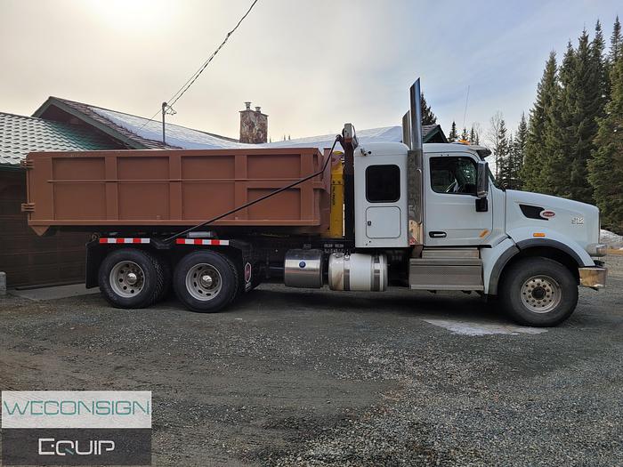 Used 2019 Peterbilt 367 Tandem Roll Off Truck