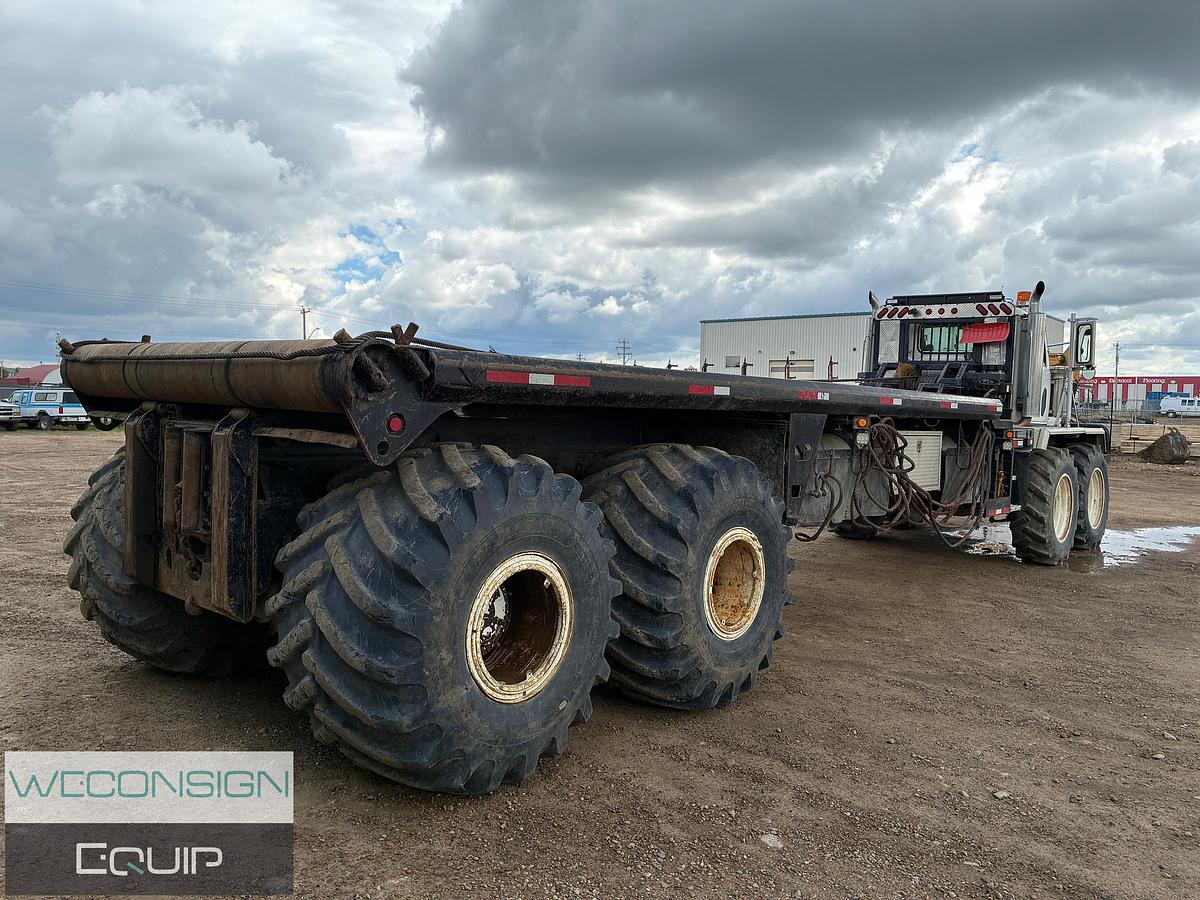 Used 2007 Western Star 6900XD 8x8 Bed Truck
