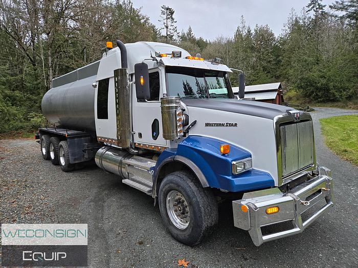 Used 2011 Western Star 4900SA Tri Drive Water Truck