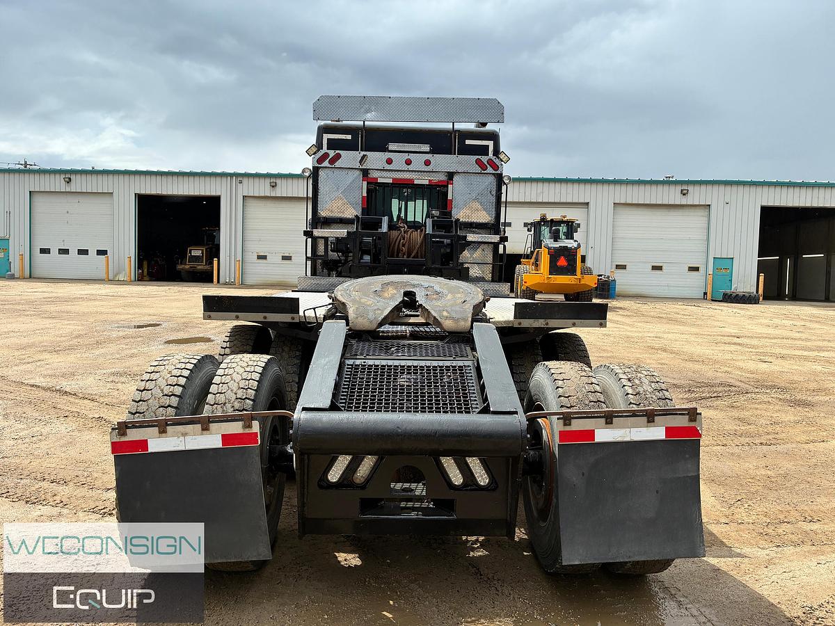 Used 2016 Peterbilt 367 Winch Truck