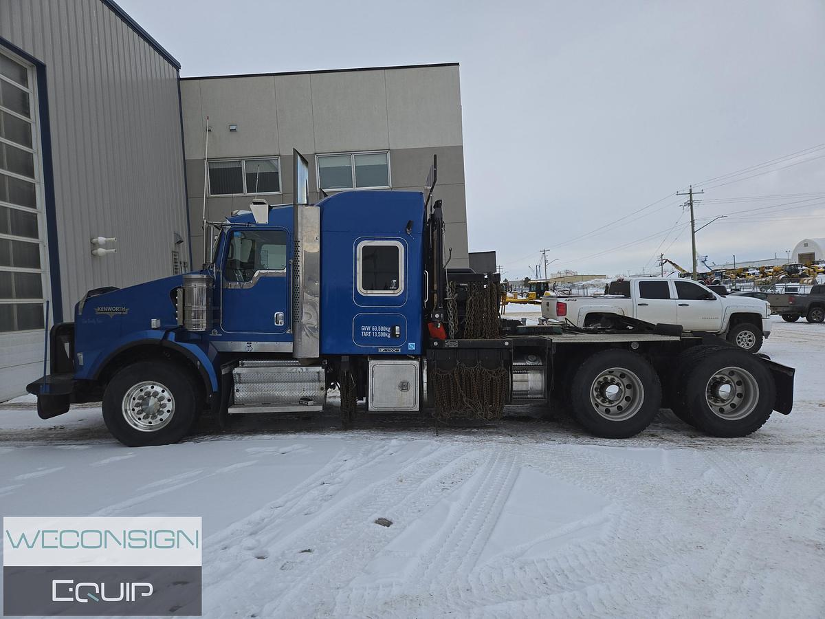 Used 2012 Kenworth T800 TA Winch Truck