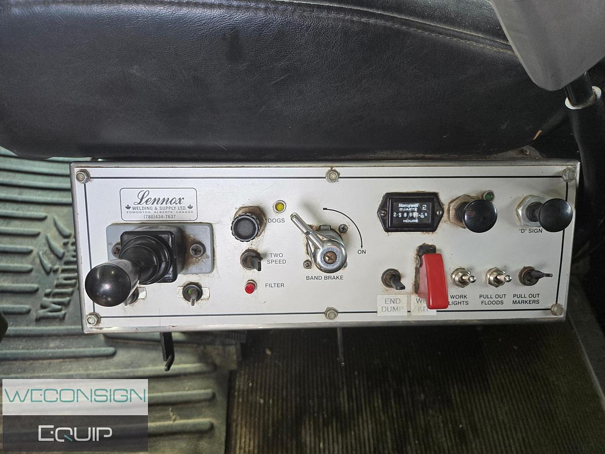 Used 2013 Kenworth T800 Winch Truck