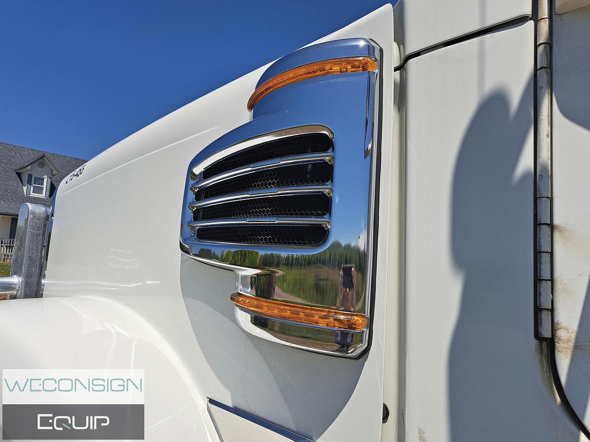 Used 2020 Freightliner Coronado Sleeper Truck Tractor