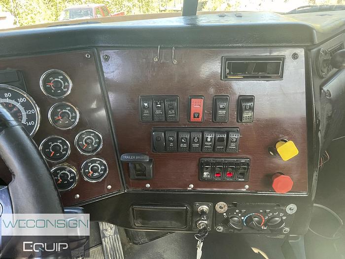 Used 2019 Western Star 5700XE DC Day Cab Truck Tractor