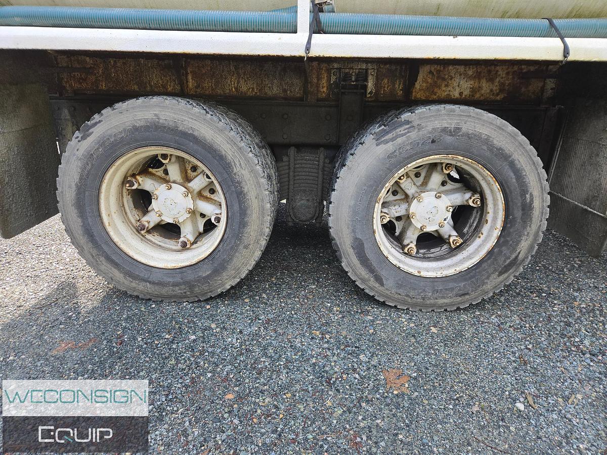 Used 1996 Mack CH613 TA Water Truck