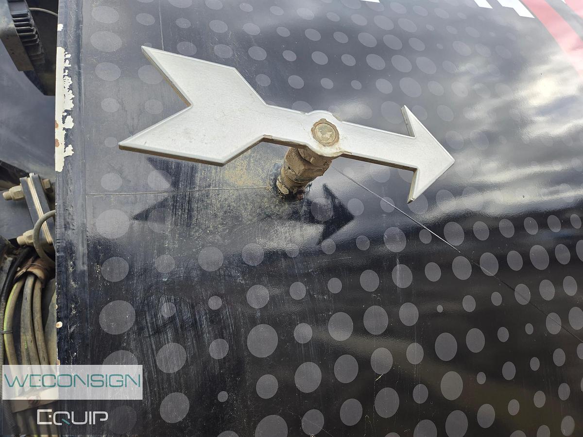 Used 2020 Peterbilt 567 Tri Drive Hydro Excavator