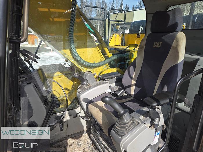 Used 2017 CAT 330FL Excavator