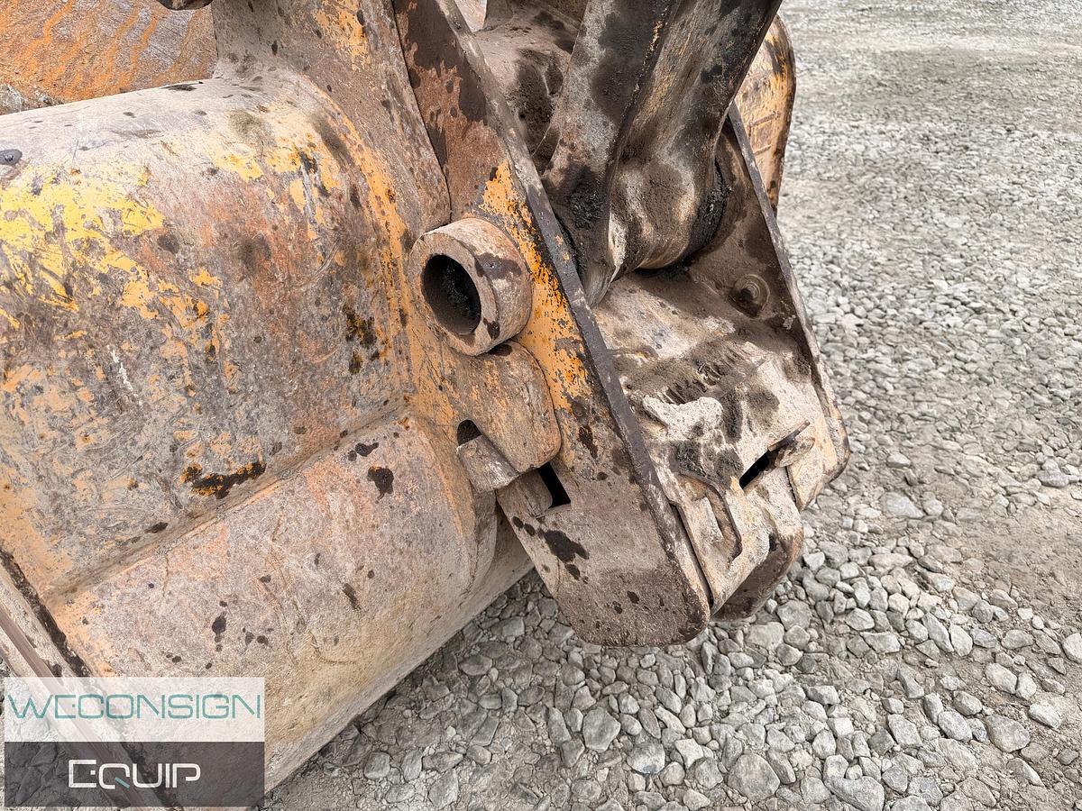 Used 2019 John Deere 245G Excavator