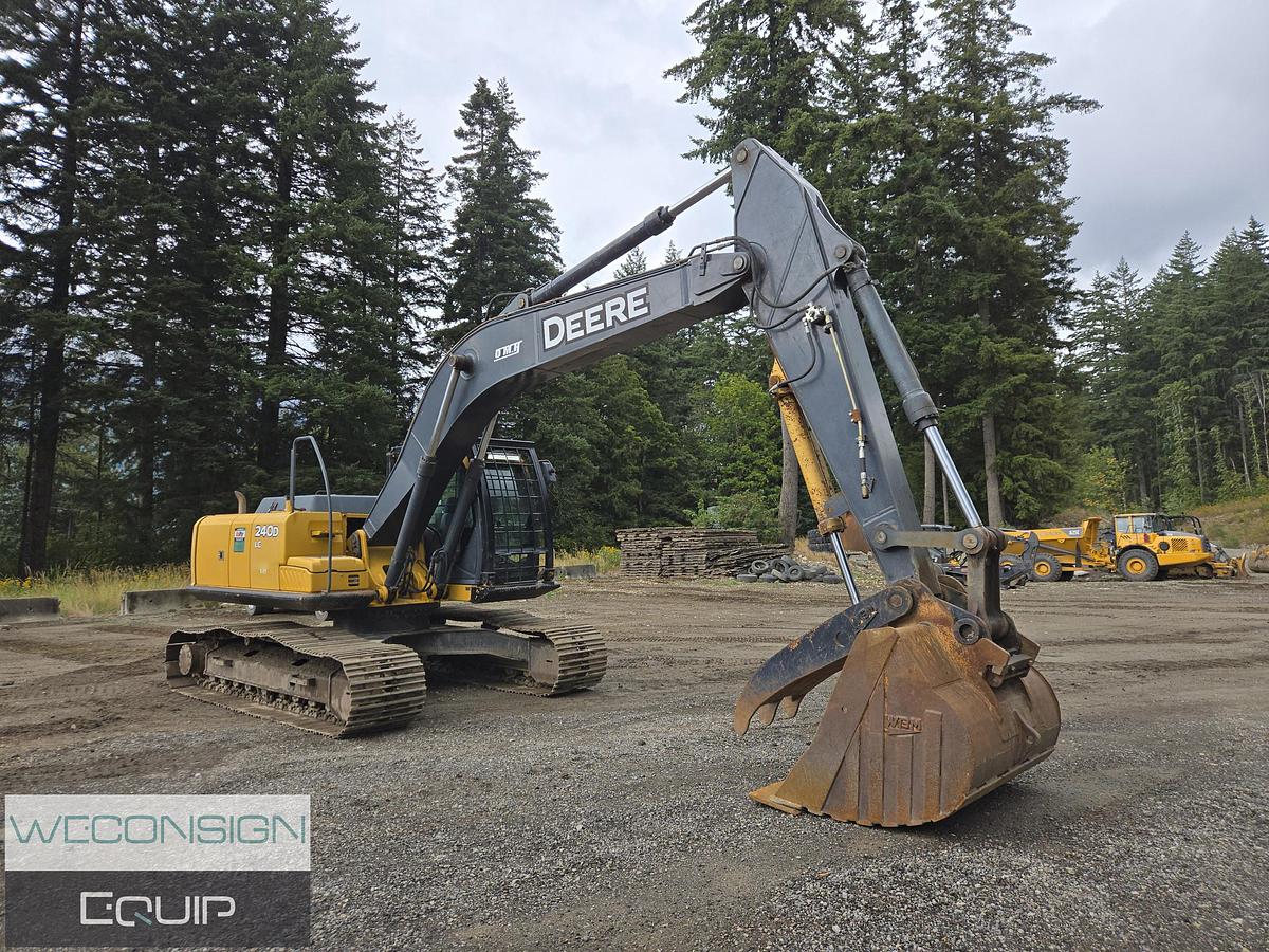 Used 2007 John Deere 240D Excavator