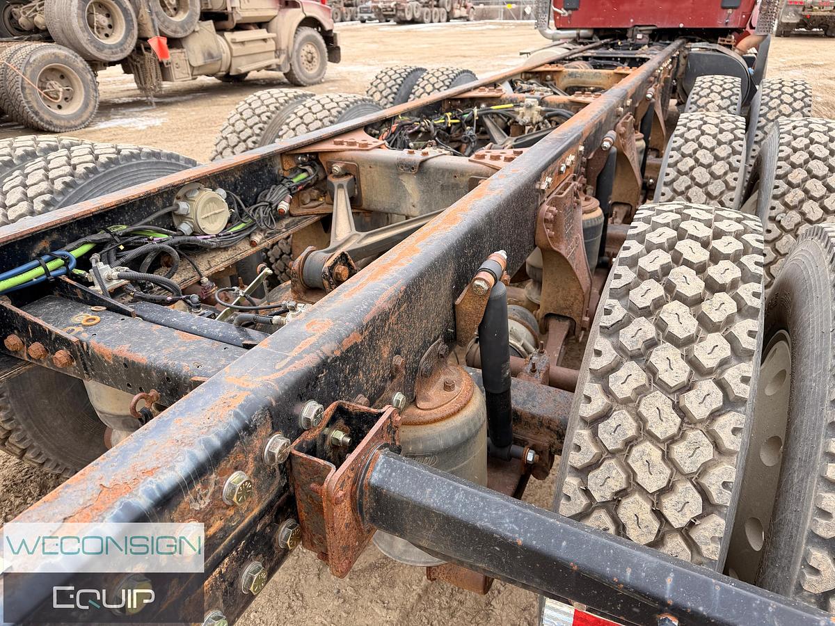 Used 2018 Kenworth T880