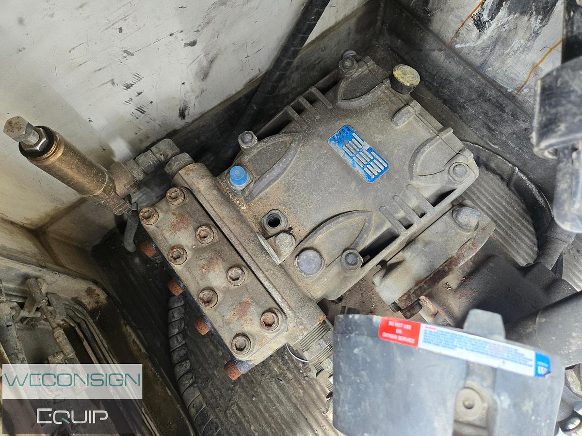 Used 2020 Peterbilt 567 Tri Drive Hydro Excavator