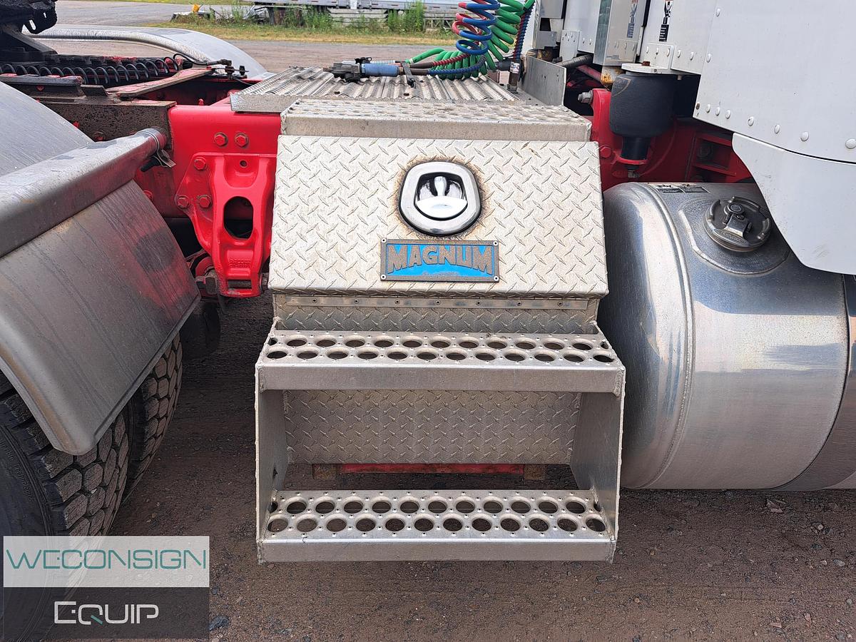 Used 2021 Peterbilt 389 Long Nose