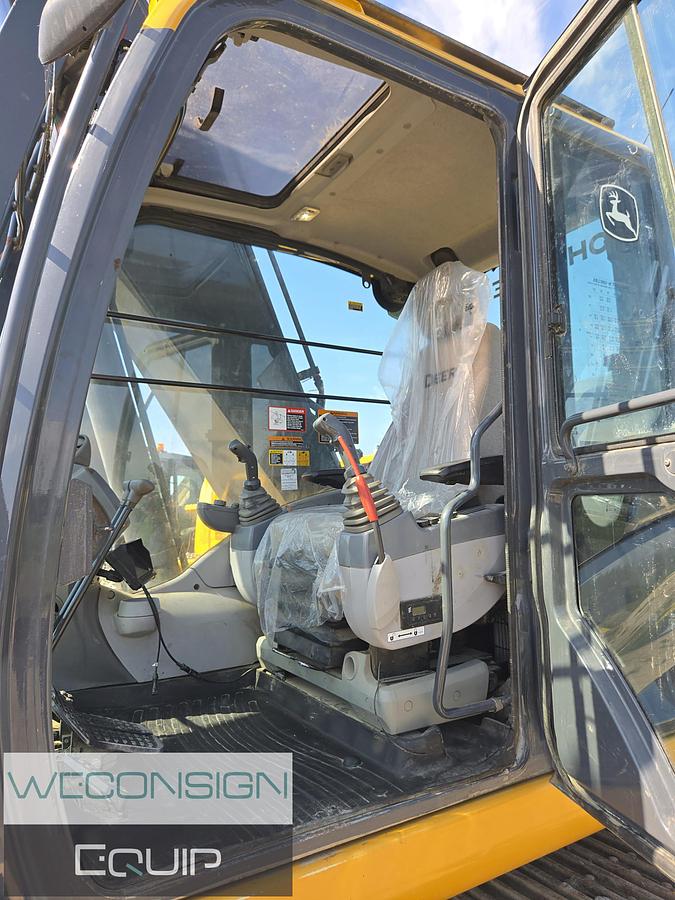 Used 2017 John Deere 250G LC Hydraulic Excavator