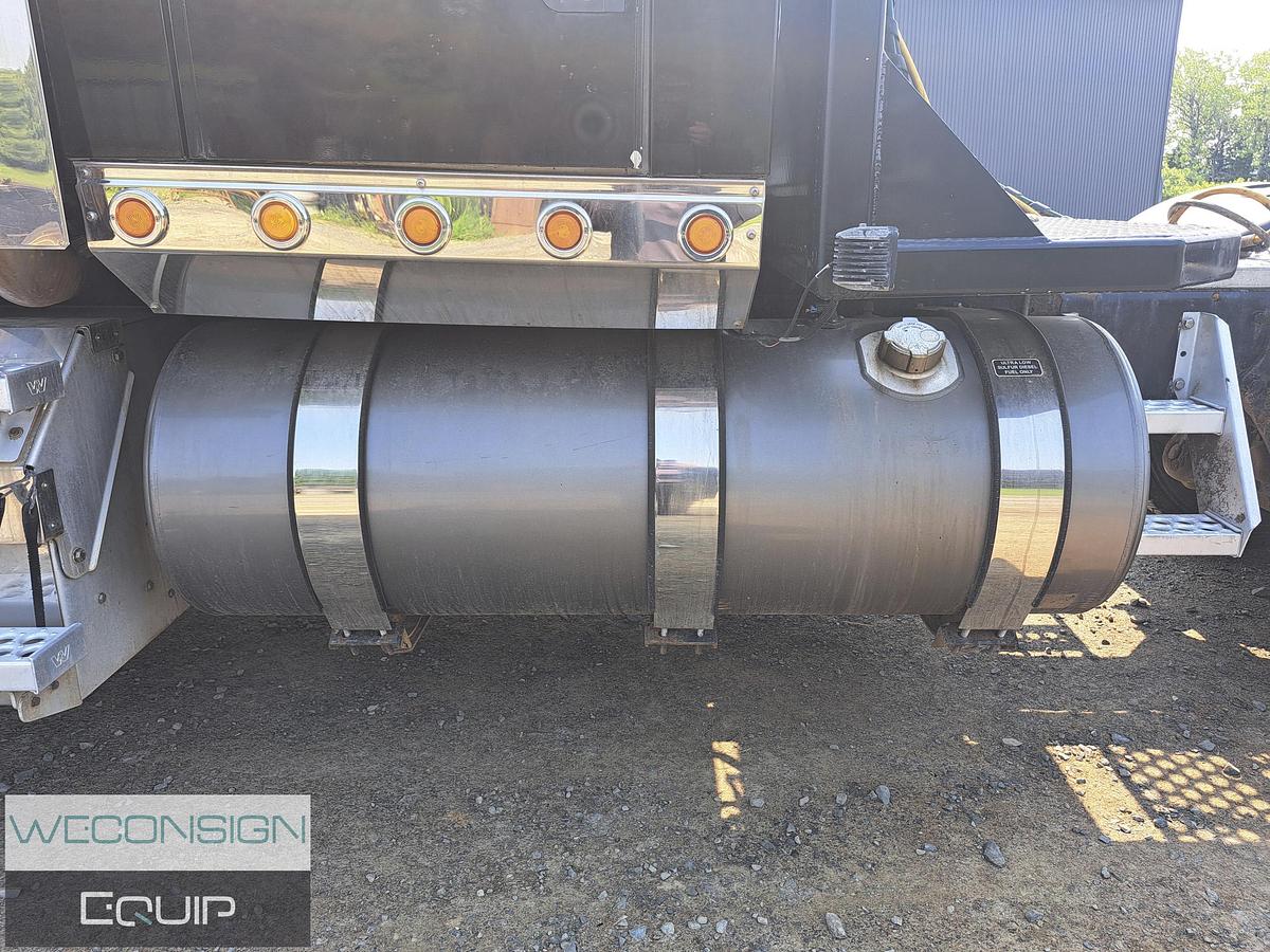 Used 2021 Western Star 4900