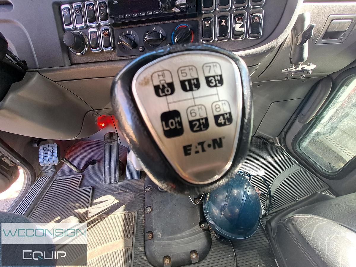 Used 2021 Peterbilt 389