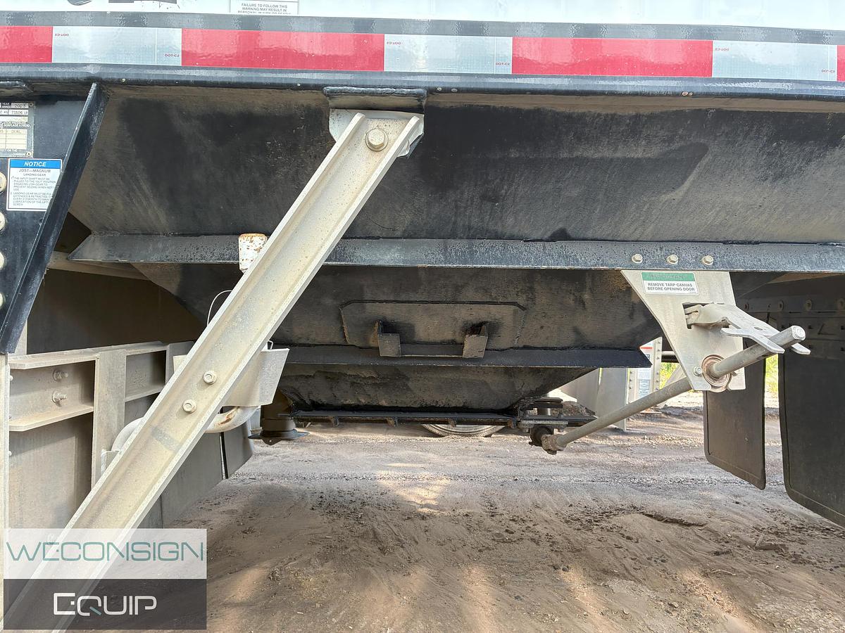 Used 2024 Lode King Super B Grain Trailer