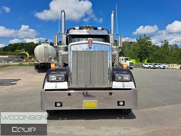 Used 2020 Kenworth W900L HWY Truck Tractor