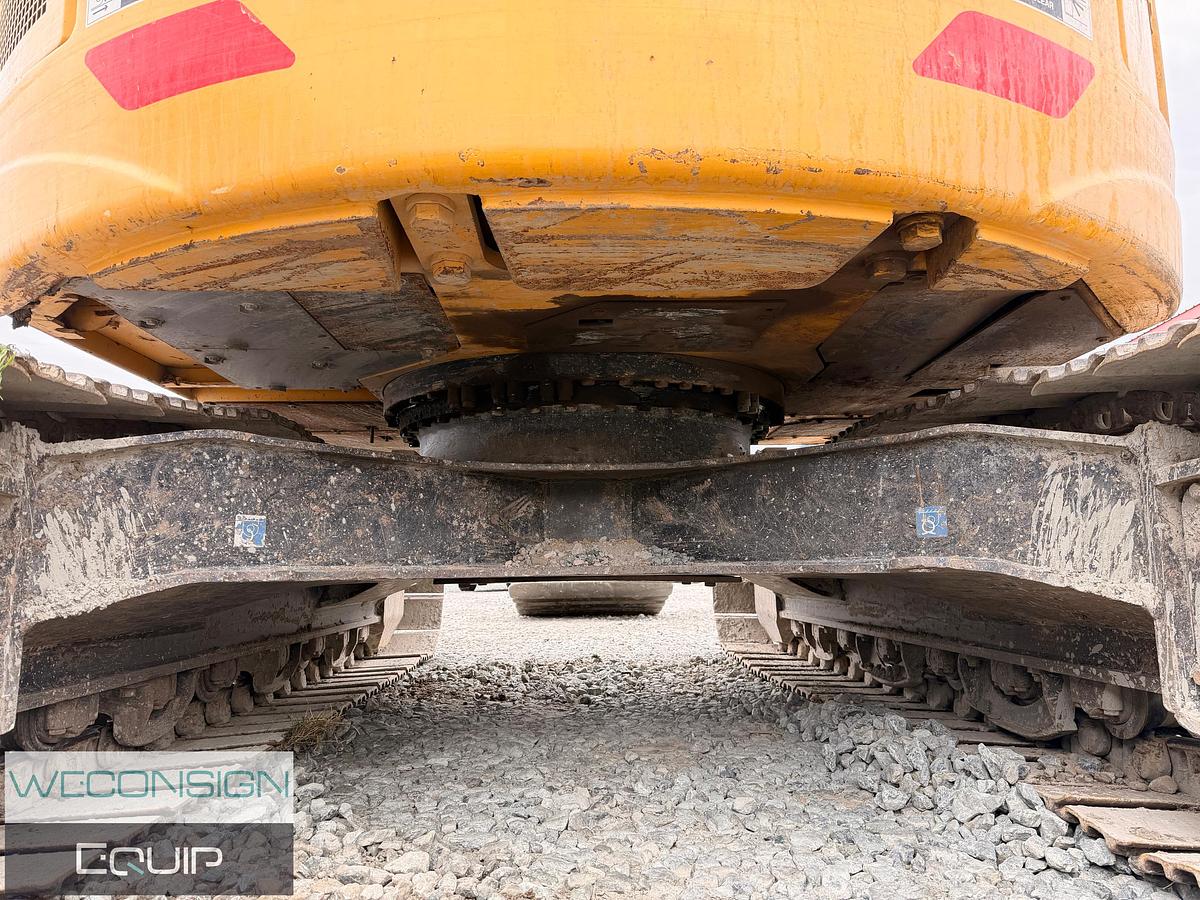 Used 2019 John Deere 245G Excavator