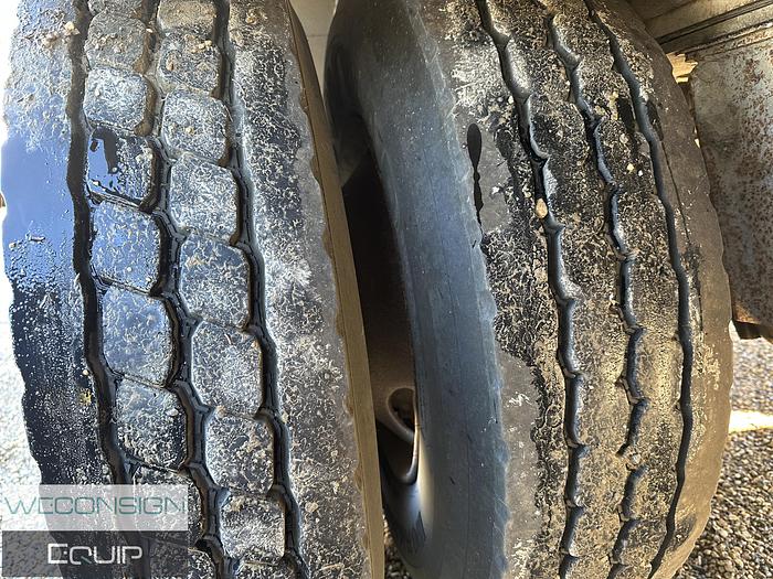 Used 2005 Titan Walking Floor