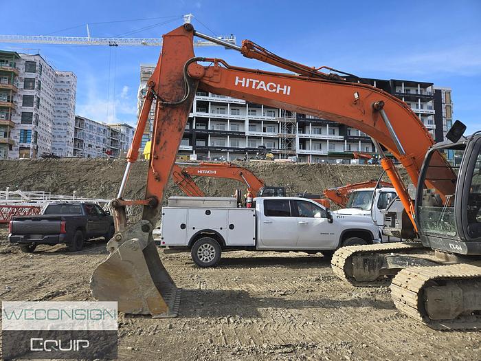 Used 2011 Hitachi  ZX225USR-3 Excavator