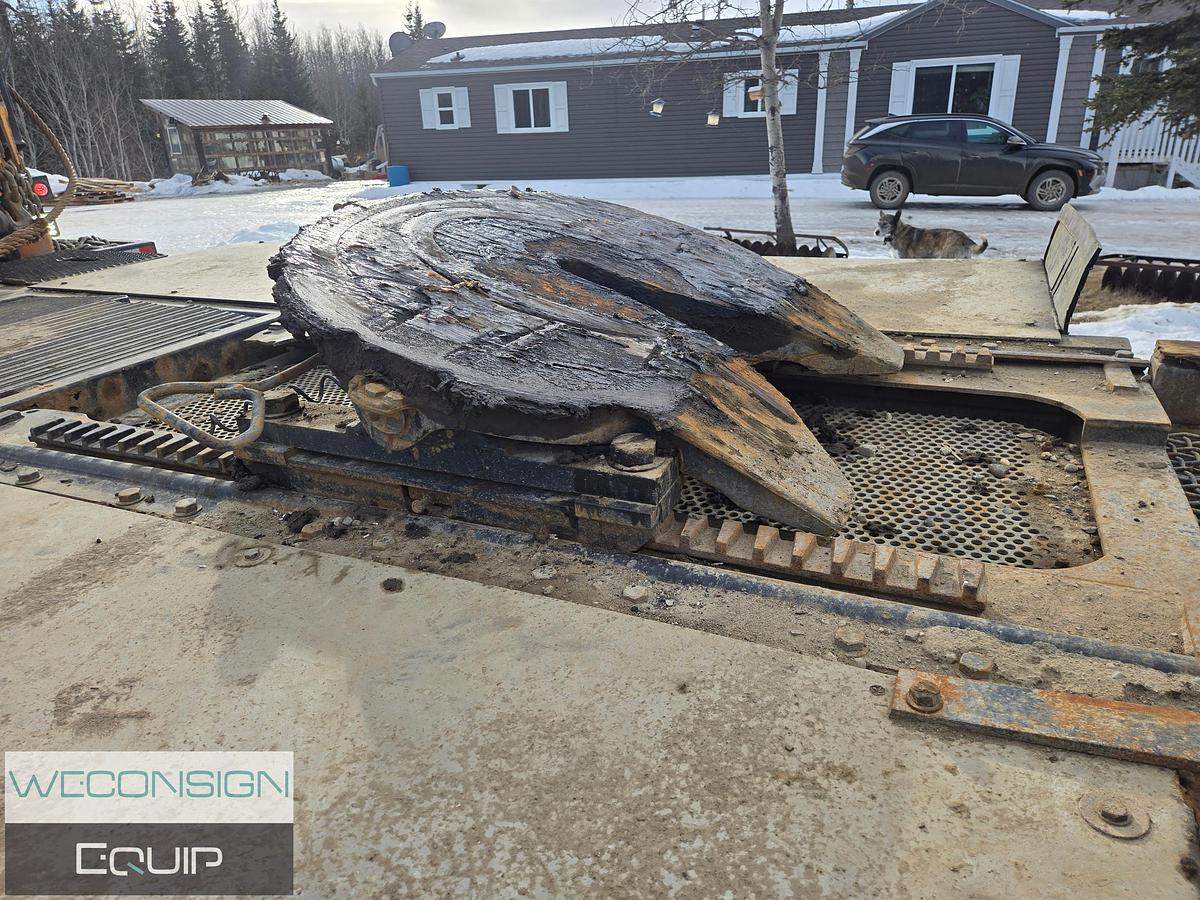 Used 2013 Kenworth T800 Winch Truck