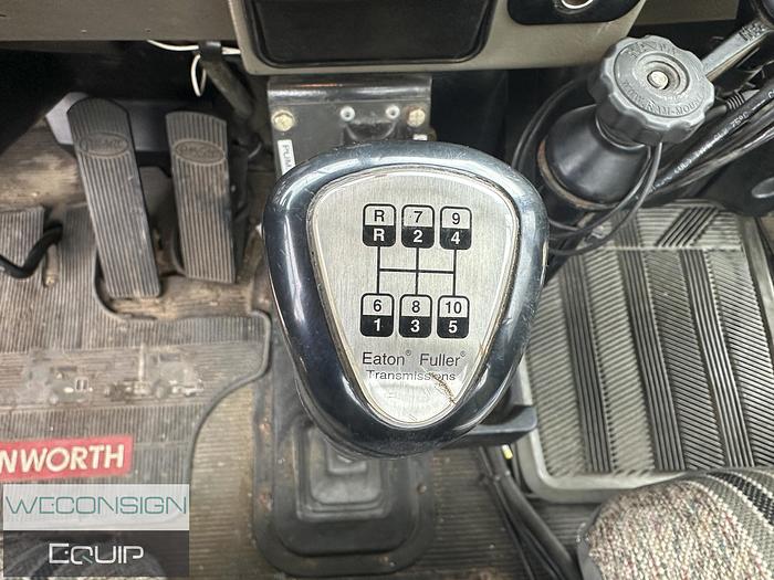 Used 2005 Peterbilt 330 Steam/Pressure Truck