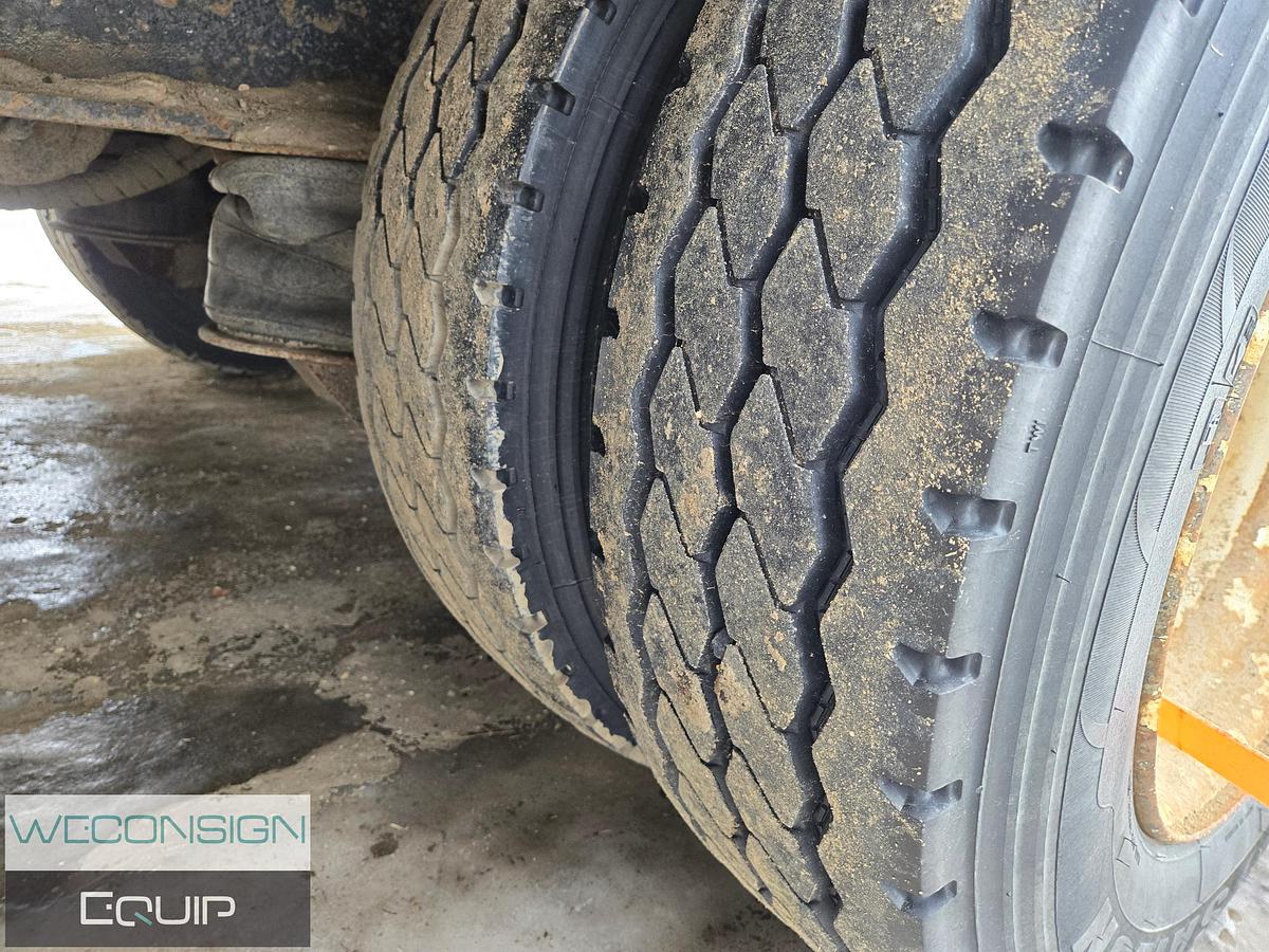 Used 2003 Knight 40T Scissorneck Lowbed