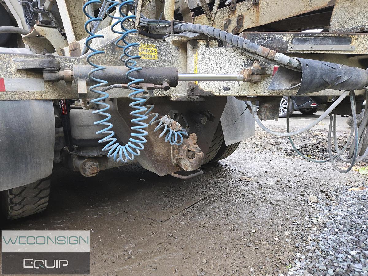 Used 2008 Kenworth T800 Tri Drive Stone Slinger