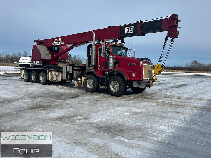 Used 2004 Kenworth T800 Picker Truck