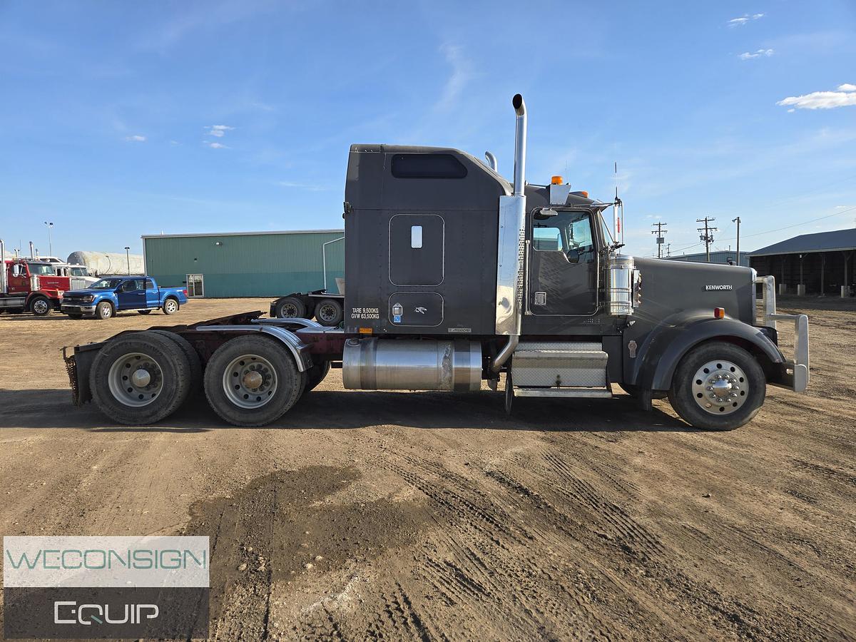 Used 2000 Kenworth W900B