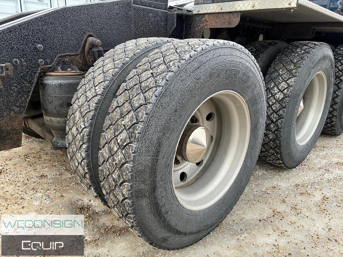 Used 2010 Kenworth T800 Tri Drive Winch Truck