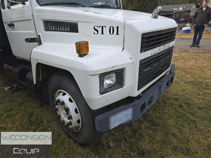 Used 1996 Mack CS200P Single Axle Boom/ Crane Truck