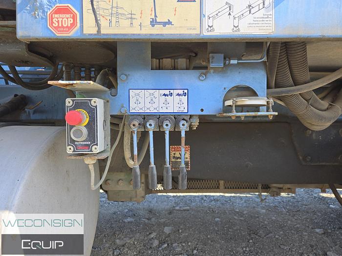 Used 2008 Mack MRU613 Concrete Pumper Truck