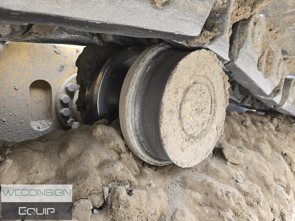 Used 2018 Komatsu D65Pxi Crawler Dozer