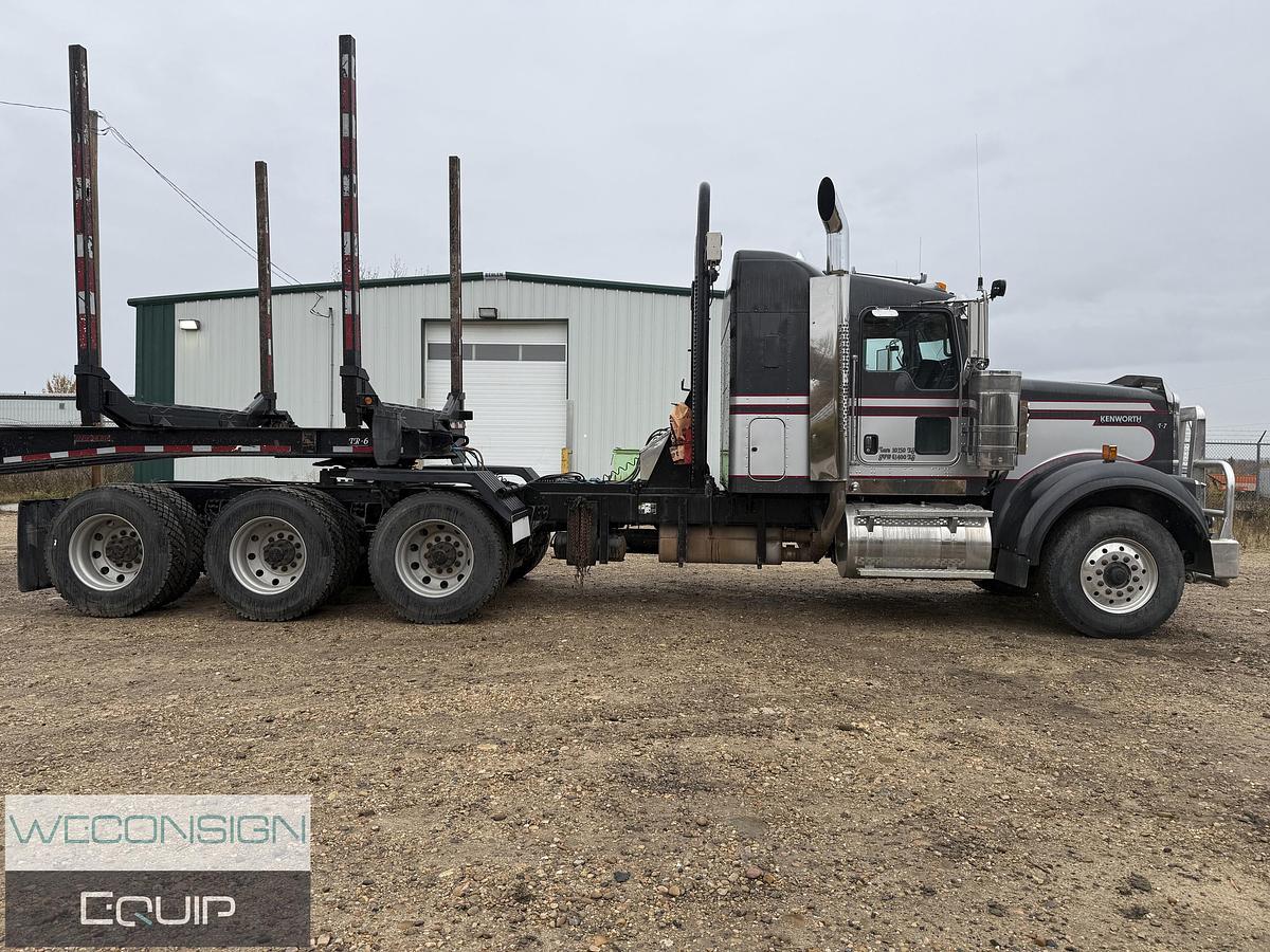 Used 2020 Kenworth W900B Logging Truck