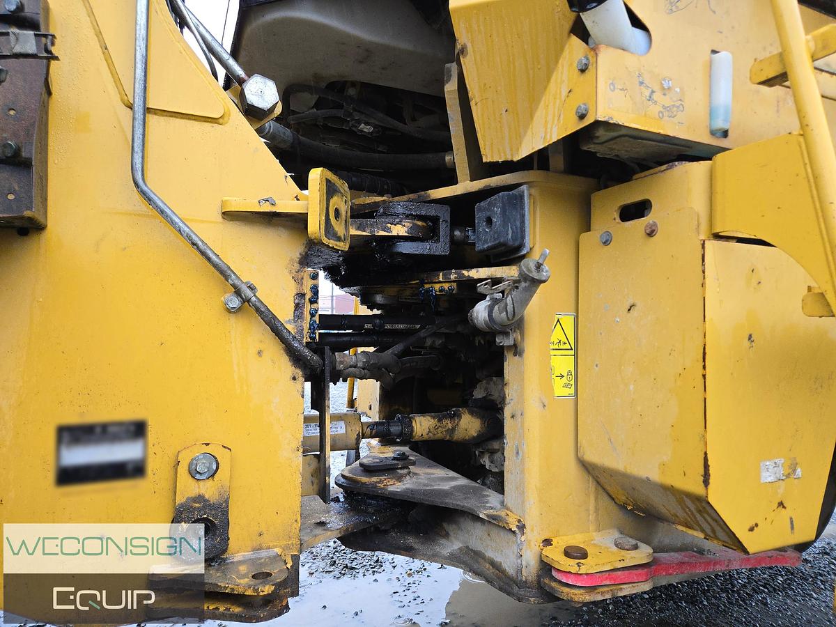 Used 2012 CAT 924H Wheel Loader