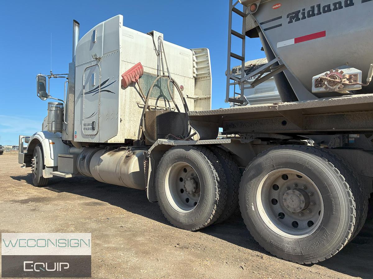 Used 2015 Peterbilt 379