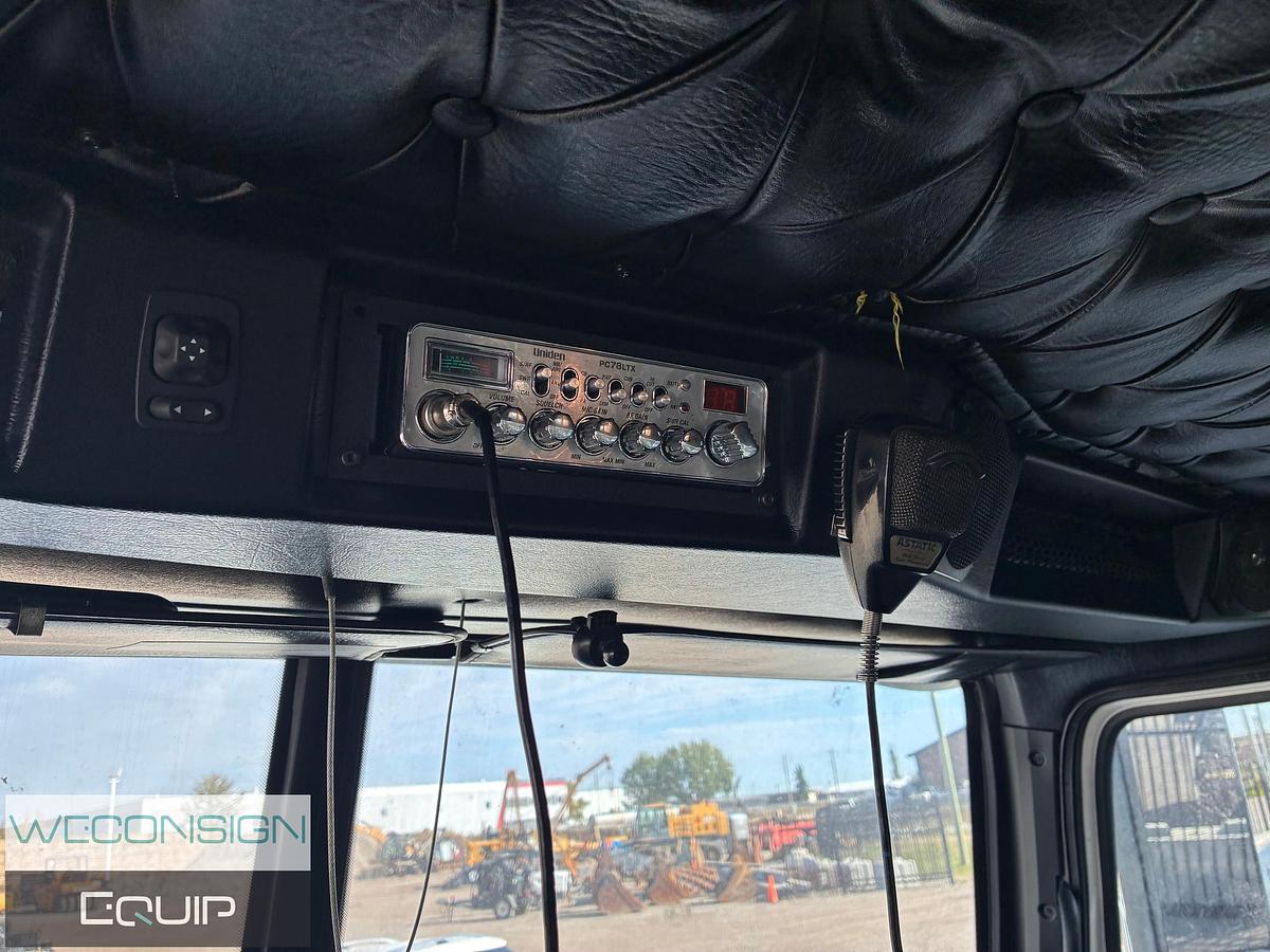 Used 2019 Western Star 4900SB Day Cab Truck Tractor