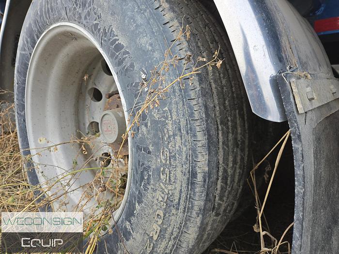 Used 2015 Doepker B-Train Curtainside