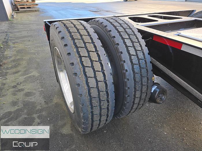 2025 Pacesetter Single Axle 3.78M Fish Mouth Booster