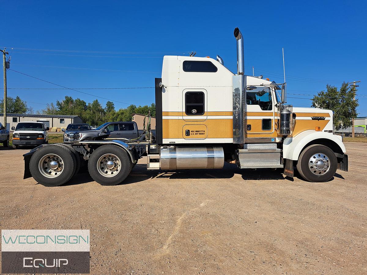Used 2021 Kenworth W900B