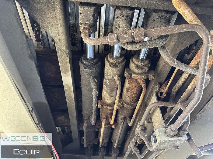 Used 2010 Titan Walking Floor