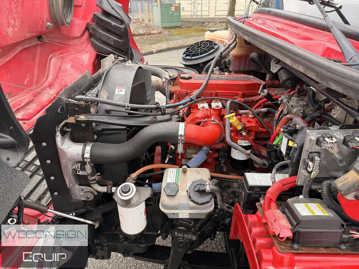 Used 2014 Freightliner M2106 Tow Truck/ Wrecker Truck