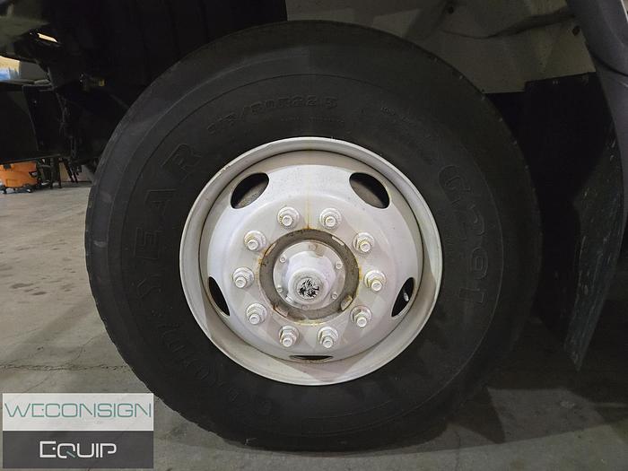 Used 2016 International 7400SBA Sander/ Dump Truck